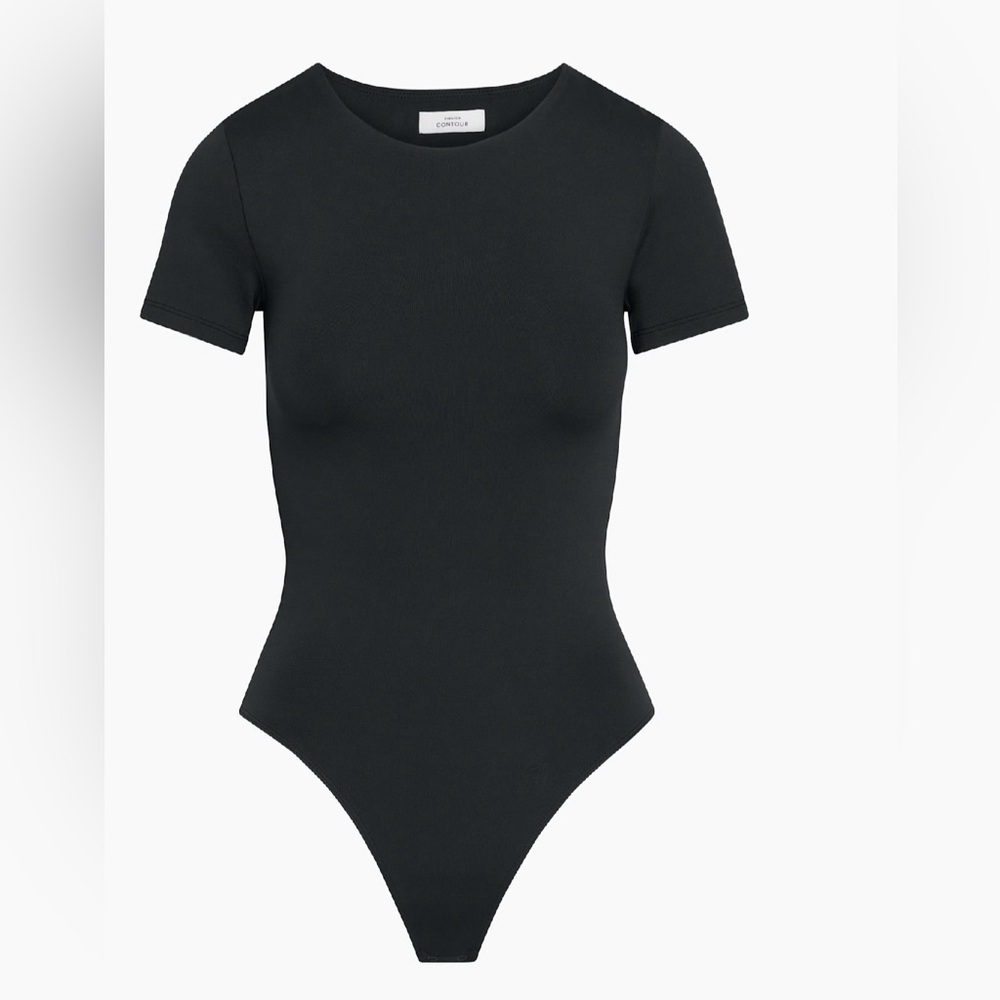 Aritzia babaton contour bodysuit
